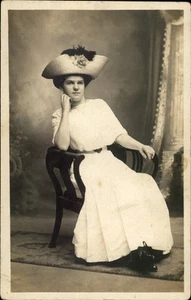RPPC Vintage Postcard Woman in Hat Early 1900s AZO Back - Picture 1 of 5