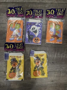 Lotto 136 sacchetti vintage Fun World Halloween Treat | Ghost Frankenstein & Spaventapasseri - Foto 1 di 6