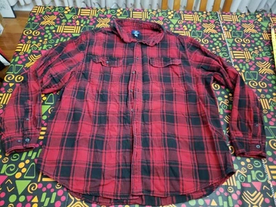Camisa de manga larga George para hombre talla 2XL (50-52) roja a cuadros con botones en muy buena condición  Foto 1 de 4