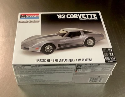 MONOGRAM CLASSIC CRUISER ‘82 CORVETTE COLLECTOR EDITION MODEL-KIT  1:24 SCALE - Image 1 of 4