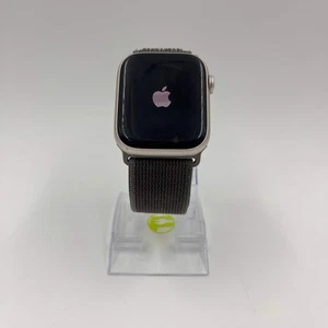 Solo GPS Apple Watch Series 8 45MM Plateado Aluminio Beige Nylon Banda MNUQ3LL/A - Imagen 1 de 5