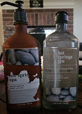 Bath & Body Works Set Aromatherapy Hot Springs Spa BodyWash + Foam Bath & Lotion Foto 1 de 4