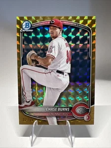 Bowman 2025 - Chrome Prospects Chase Burns #BCP-122 refractor geométrico dorado/50 - Imagen 1 de 2