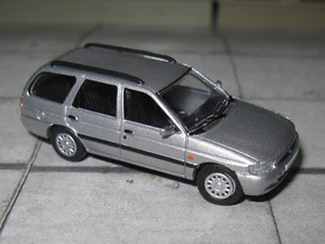 Brekina - PCX 870466 - Ford Escort MK VII Turnier - plateado metálico - Imagen 1 de 2