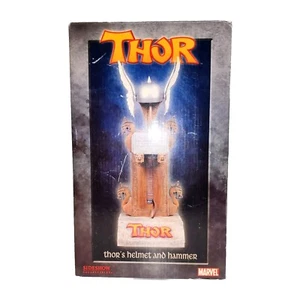 THOR'S HELMET & HAMMER Display, Sideshow Collectibles ~ 040/500 *Chipped Pieces* - Picture 1 of 17