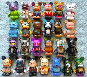Disney Vinylmation Lot - (Stck 25) VERSCHIEDENE Serie - LISTE LESEN - LOT #2 - Bild 1 von 2