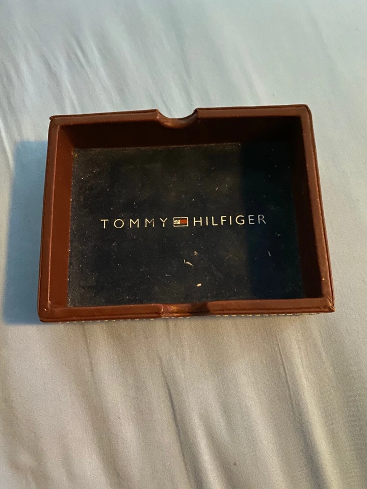 Кожаный контейнер для ключей/смены Tommy Hilfiger - Изображение 1 из 1