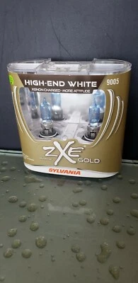 New Sylvania SilverStar 9005 ZXE GOLD Xenon Fueled Dual Pack NEW in factory box - Image 1 of 4
