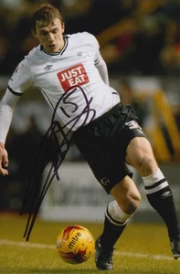 DERBY COUNTY HAND SIGNED STEPHEN WARNOCK 6X4 PHOTO. - Bild 1 von 1