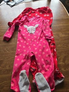 GIRLS 5T WINTER PAJAMAS WITH FEET. 2 SETS. - Picture 1 of 12