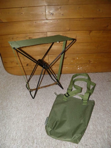 Vintage Olive Green Small Folding Canvas Seat With Carry Bag Cover