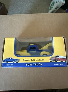 Vintage American Dimestore 1:43 Scale Deluxe Plastic Tow Truck #30114 NIB - Picture 1 of 7