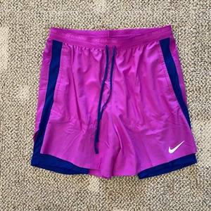 Nike Stride 2-in-1 Lined Running Athletic 7" Shorts Men's L  Purple DM4757-551 - Picture 1 of 2
