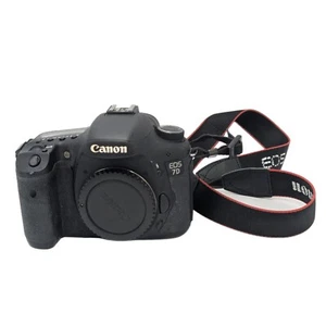 Canon EOS 7D 18.0 MP Digital SLR Camera Body/ battery charger, battery and cable - Picture 1 of 10
