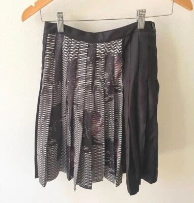 New THOMAS PINK LONDON Size 6 UK/AU SILK Pleated knee length Black Skirt RRP$499 - Image 1 of 4