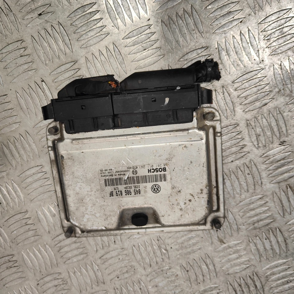 2005 VOLKSWAGEN POLO 1.4 TDI БЛОК УПРАВЛЕНИЯ ДВИГАТЕЛЕМ 045906019BF 0281011241 #1 - Изображение 1 из 3