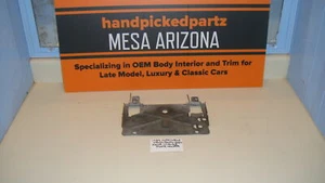 1982-1985 OLDSMOBILE DELTA EIGHT-EIGHT 88 OEM REAR LICENSE BRACKET #515463 - Picture 1 of 4