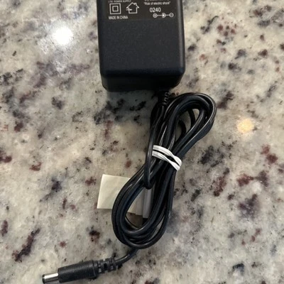 Cargador de palma original OEM FUENTE DE ALIMENTACIÓN P/N 180-0711B PLM05A-050 DC 5V 1.0A Foto 1 de 3