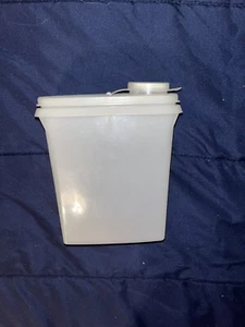 Tupperware Mini Store-N-Pour 488-3 - Imagen 1 de 2