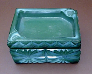 30er Jahre Malachit grün Schlacke Glas böhmisch/tschechisch Zigarettendose mit Aschenbecher Deckel - Bild 1 von 10