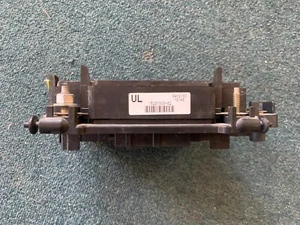 CHEVY/GMC FUSE BOX GENERAL MOTORS FUSE/ RELAY JUNCTION BLOCK 15201930-02 - Picture 1 of 3