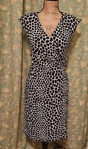 Jones New York Women's 4 Black & White Sleeveless Pleated Sheath Dress - Picture 1 of 8