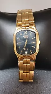 VINTAGE LADIES GOLD RECTANGLE CITIZEN WATCH 1032-B045999D - LOOKS & RUNS GREAT! - Picture 1 of 5