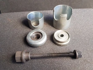 Original VW Audi VAG 3301 Spezialwerkzeug Montagevorrichtung (R7+K9) - Bild 1 von 2