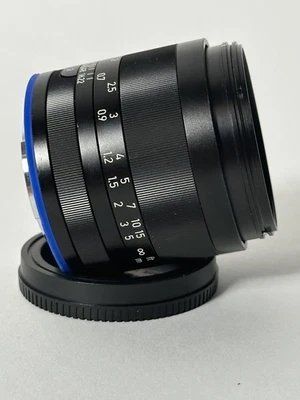 Carl Zeiss Loxia 50mm F/2 (for SONY E mount) #62 - Image 1 of 4