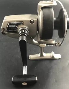 Vintage Spinning Reel Daiwa Punch 4000 As Is 2 Ball Bearings Made In Japan VA8 - Picture 1 of 6