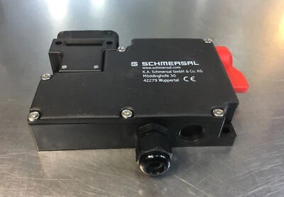 Schmersal AZM 161SK-12/12RKAT-024 安全联锁开关 5E-38 — 第 1/4 张图片