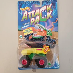 Hot Wheels Attack Pack SANDSTINGER #11462 Night Stealth variation Monster Truck - Picture 1 of 11