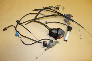 Yamaha TZR250 TZR 1KT 2MA paquete varias piezas cables de interruptor ypvs dañado - Imagen 1 de 8