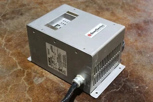 ENERGENIUS SENS NRG24-10-RC BATTERY CHARGER 60 HZ 120/240 VAC - EXCELLENT COND. - Picture 1 of 9