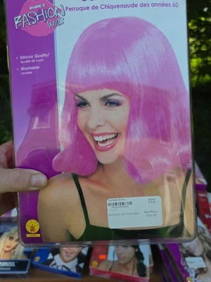 Rubies Womens 60's Pink Flip Wig Retro Bangs Big Hair Costume Grease New - Image 1 of 2