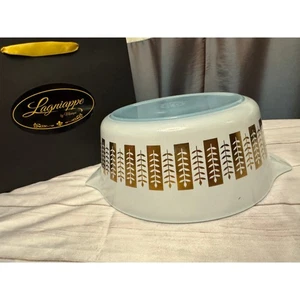 PYREX Promo Gourmet 475 Delphite Blue and Gold Leaf - Picture 1 of 8