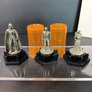 Star Wars Trivial Pursuit Collector's Ed. Pieces Cake Toppers Desk Decor 1997 CN - Picture 1 of 13