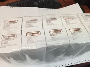 1000 x BRAUN Wand Kunststoff Spreiz Befestigung Rawl Dübel 7 mm 8-10-12 Schraube - Bild 1 von 2