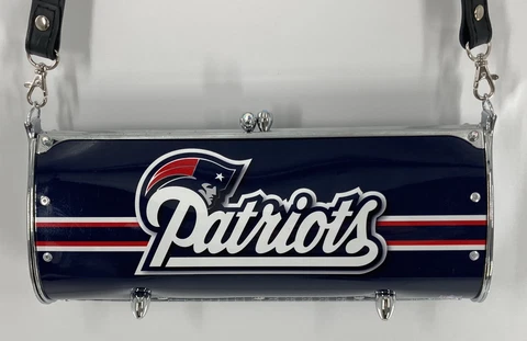 Little Earth New England Patriots Metal Novelty Purse, Rhinestone Kisslock, VGC Cover