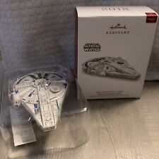 2018 Hallmark Ornament Millennium Falcon Solo  A Star Wars Story Magic Light NIB