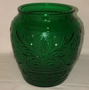 Anchor Hocking SANDWICH GREEN *6 1/2" VASE* - Picture 1 of 2