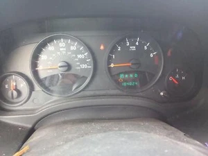 Alternator JEEP PATRIOT 07 08 09 10 11 12 13 14 15 16 17 2.4L - Picture 1 of 24