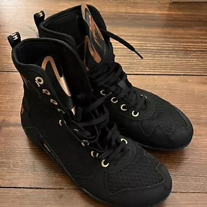 Venum Elite Boxing Shoes Men 7 Women 8.5 Black/Bronze Professional Sports Fight - Picture 1 of 12