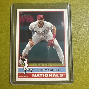 2025 Topps Heritage - Joey Gallo #72 Bicentennial /200 - Picture 1 of 3