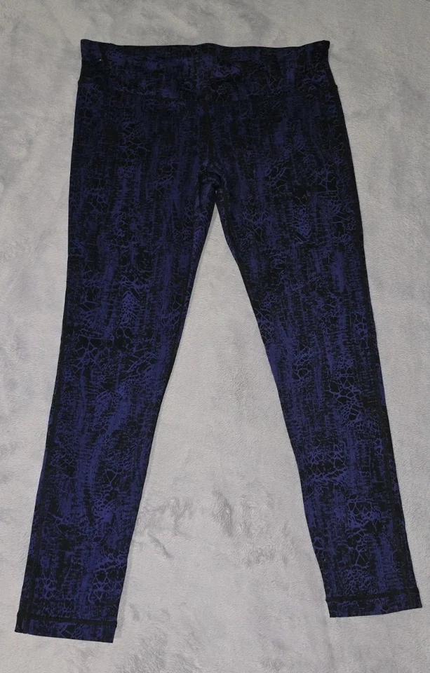 Leggings Kirkland Signature púrpura negro para mujer grandes pantalones elásticos de yoga Foto 1 de 4