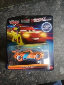 MATTEL PIXAR CARS GLOW RACERS RYAN 'INSIDE' LANEY GLOW IN THE DARK HPJ95 - Bild 1 von 3