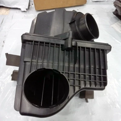 Filtro de carcasa de filtro de aire para motor L4 de 1,4 L 68405395AA Jeep Renegade 2015-2018 Foto 1 de 4