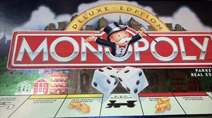 Parker’s Brothers 1995 Monopoly Deluxe Edition Real Estate Trading Game 00011 PO - Picture 1 of 12