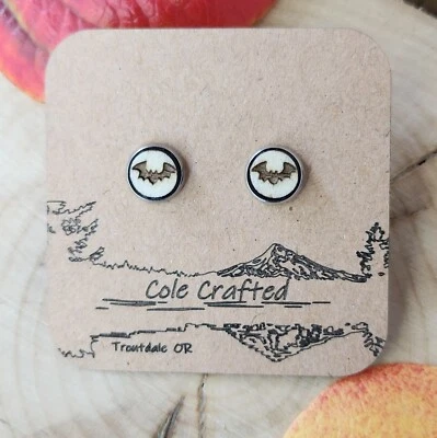 Juego de pendientes de murciélago de madera hechos a mano de 8 mm bisel regalo joyas de Halloween  Foto 1 de 4