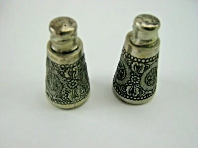 Juego de Increíbles Saleros y Pimenteros Indonesios Yogya Jogya Plata PSN 800 Foto 1 de 4